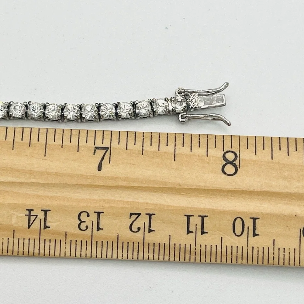 Joan Rivers Women's Tennis Bracelet Silver Tone Metal Rhinestone Crystals 7.75